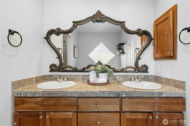 2641 E Valley Street, Seattle, WA 98112