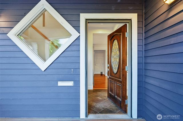 2641 E Valley Street, Seattle, WA 98112