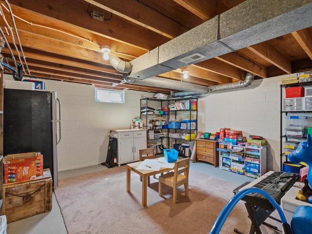 920 N 6TH STREET, Manitowoc, WI 54220