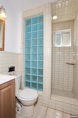 71 Lexington Avenue, Dumont, NJ 07628