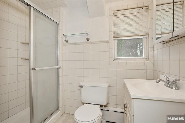 71 Lexington Avenue, Dumont, NJ 07628