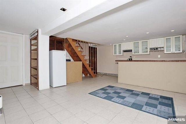 71 Lexington Avenue, Dumont, NJ 07628