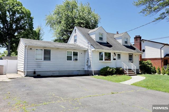 71 Lexington Avenue, Dumont, NJ 07628