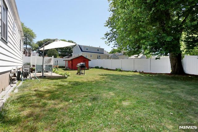 71 Lexington Avenue, Dumont, NJ 07628