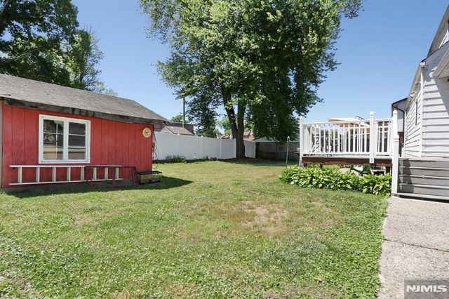 71 Lexington Avenue, Dumont, NJ 07628