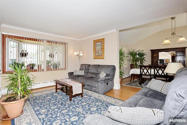 71 Lexington Avenue, Dumont, NJ 07628