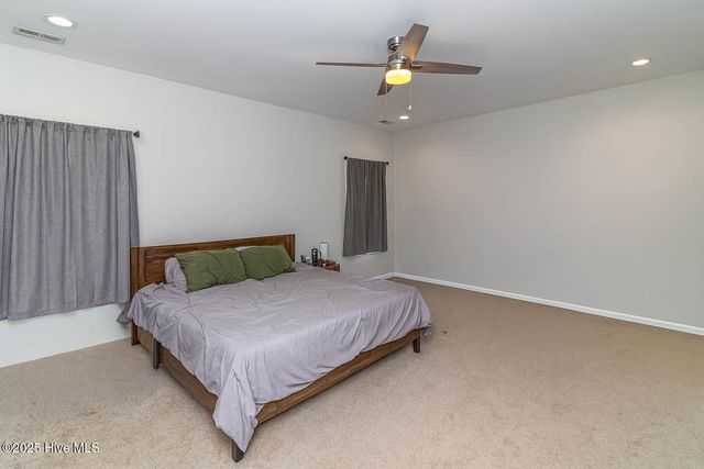 540 S Beston Road, La Grange, NC 28551