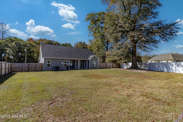 540 S Beston Road, La Grange, NC 28551