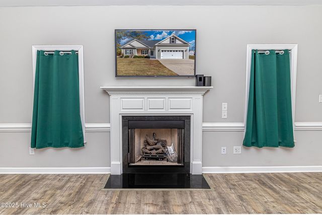 540 S Beston Road, La Grange, NC 28551