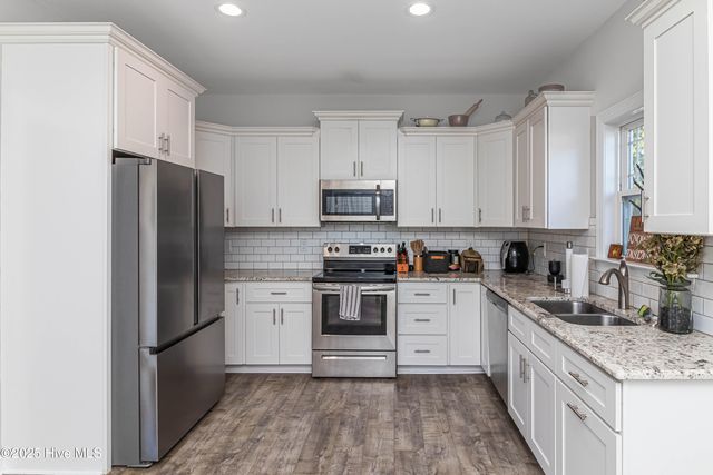 540 S Beston Road, La Grange, NC 28551