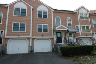 10 Samoset Rd 10, Worcester, MA 01604
