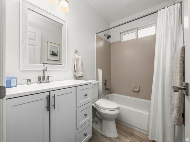 51 E REDWING CT, Saratoga Springs, UT 84045