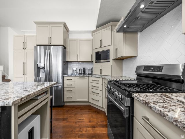 51 E REDWING CT, Saratoga Springs, UT 84045