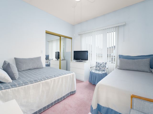 3308 N Octavia Avenue, Chicago, IL 60634