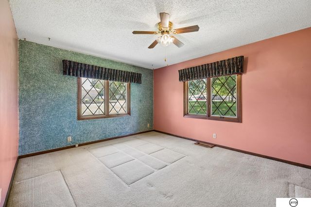 3921 S Folsom Street, Lincoln, NE 68522