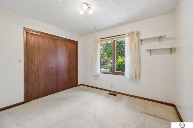 3921 S Folsom Street, Lincoln, NE 68522