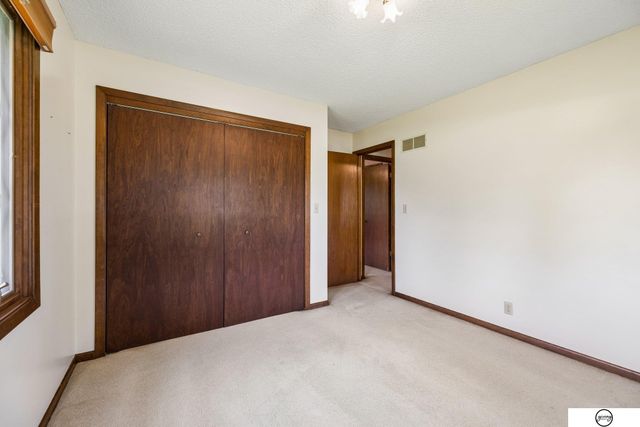 3921 S Folsom Street, Lincoln, NE 68522