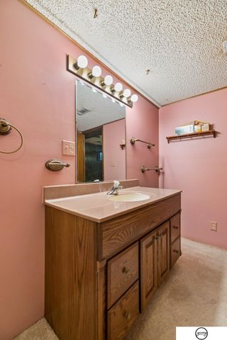 3921 S Folsom Street, Lincoln, NE 68522