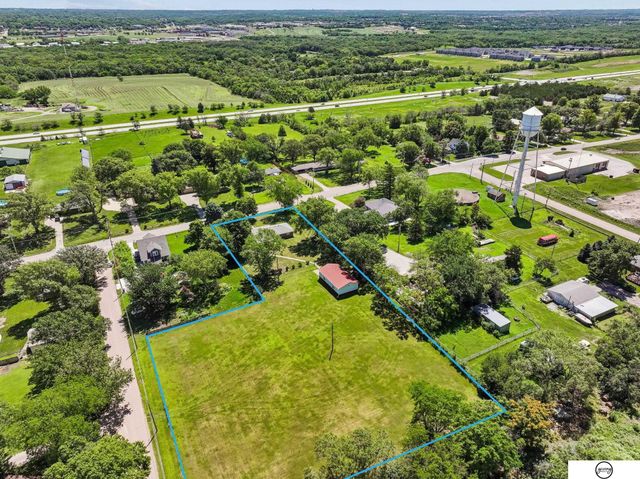 3921 S Folsom Street, Lincoln, NE 68522
