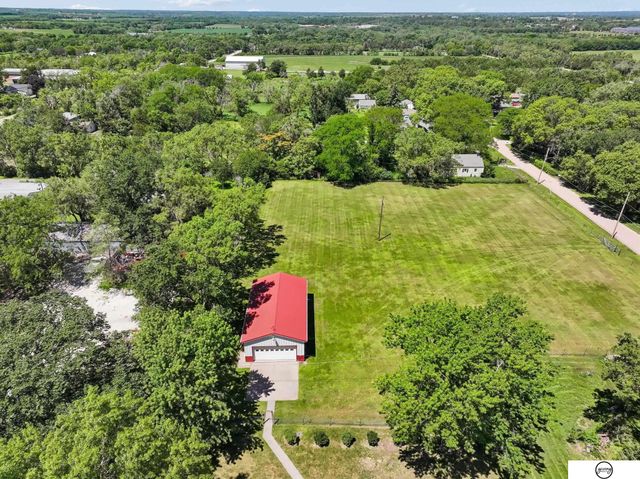 3921 S Folsom Street, Lincoln, NE 68522