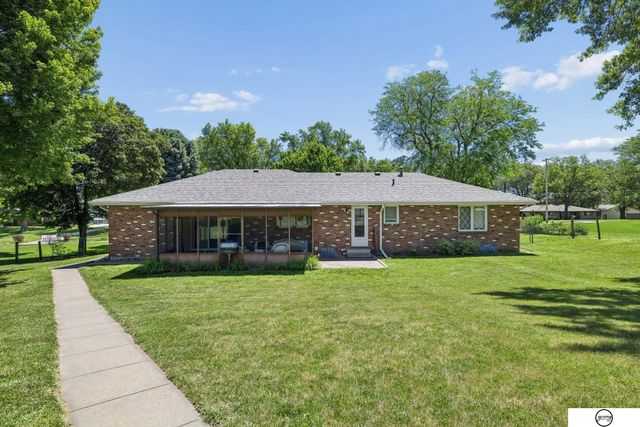 3921 S Folsom Street, Lincoln, NE 68522