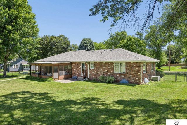 3921 S Folsom Street, Lincoln, NE 68522