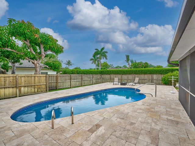 1267 SUMMERWOOD Circle, Wellington, FL 33414