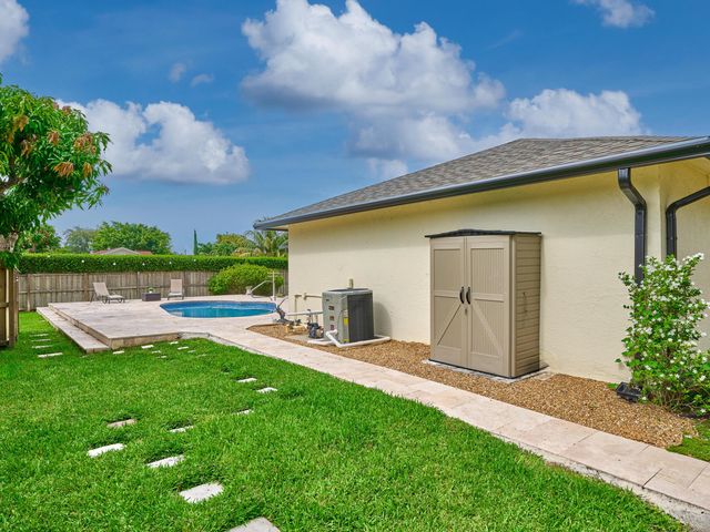 1267 SUMMERWOOD Circle, Wellington, FL 33414
