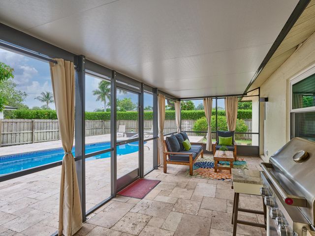 1267 SUMMERWOOD Circle, Wellington, FL 33414