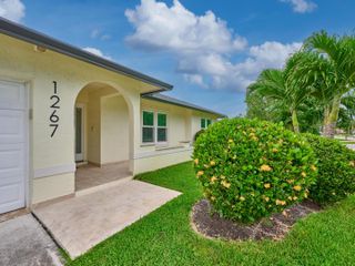 1267 SUMMERWOOD Circle, Wellington, FL 33414
