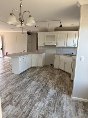 3422 NW 17th Avenue, Okeechobee, FL 34972