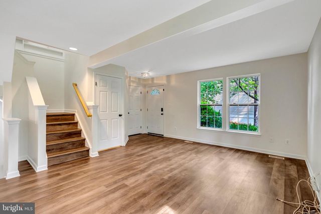 7057 SAUVAGE LN, Gainesville, VA 20155