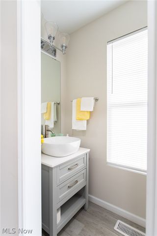 24431 Hartland Road, Euclid, OH 44123