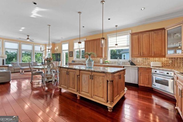 233 Towering Peaks, Canton, GA 30114