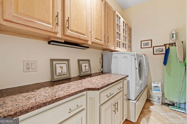 233 Towering Peaks, Canton, GA 30114