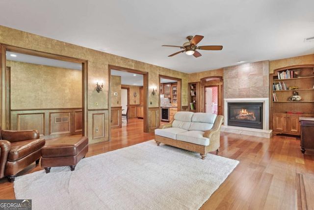 233 Towering Peaks, Canton, GA 30114