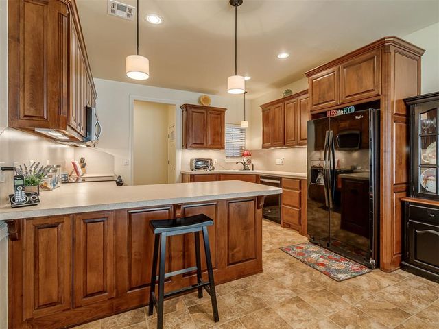 708 S Avery Drive, Moore, OK 73160