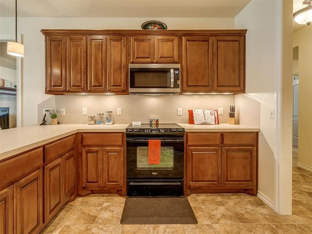 708 S Avery Drive, Moore, OK 73160