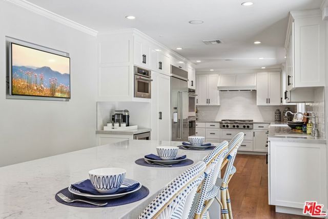 17228 Benner Place, Encino (los Angeles), CA 91316