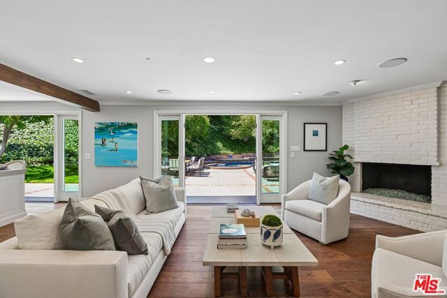 17228 Benner Place, Encino (los Angeles), CA 91316