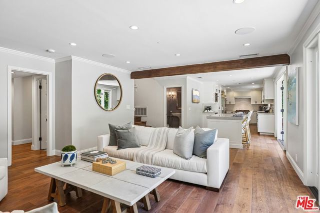 17228 Benner Place, Encino (los Angeles), CA 91316