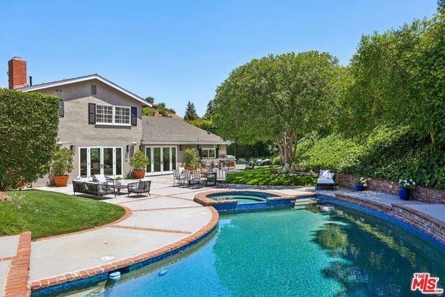 17228 Benner Place, Encino (los Angeles), CA 91316