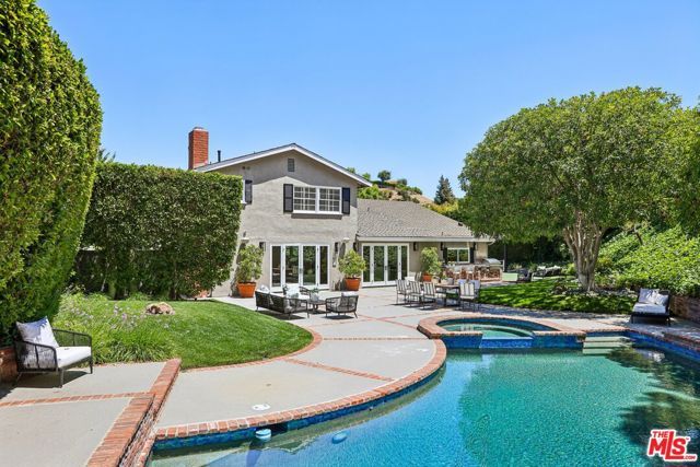 17228 Benner Place, Encino (los Angeles), CA 91316