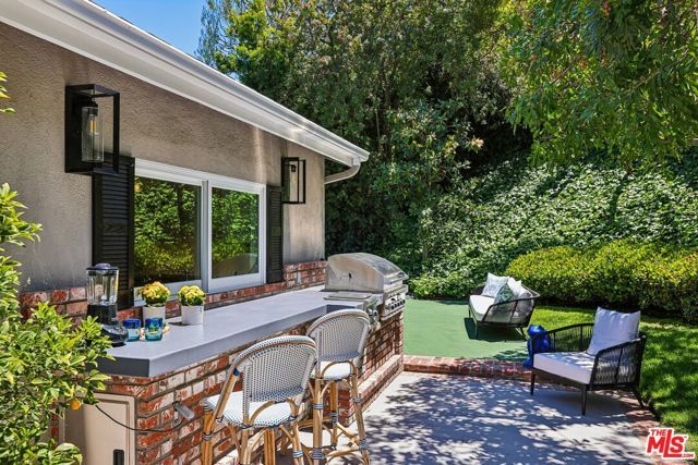 17228 Benner Place, Encino (los Angeles), CA 91316