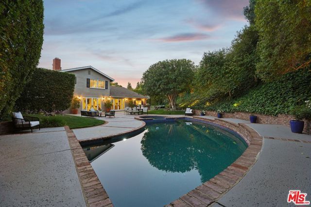 17228 Benner Place, Encino (los Angeles), CA 91316