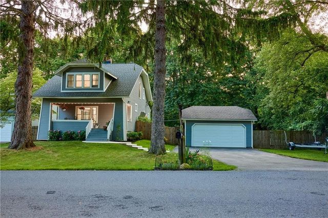 85 Dale Road, Brighton, NY 14625