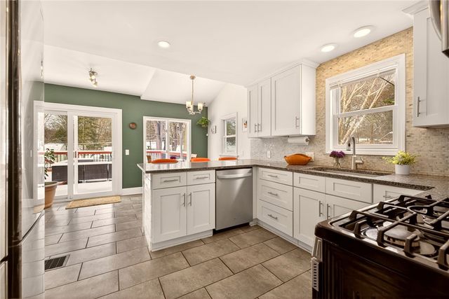 85 Dale Road, Brighton, NY 14625