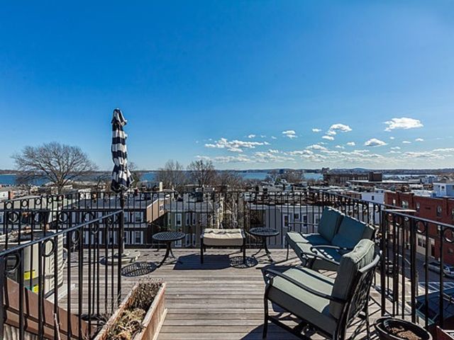 110 O St 12, Boston, MA 02127