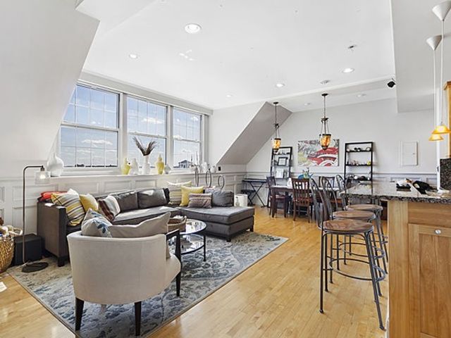 110 O St 12, Boston, MA 02127