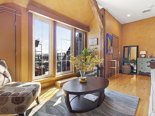 110 O St 12, Boston, MA 02127